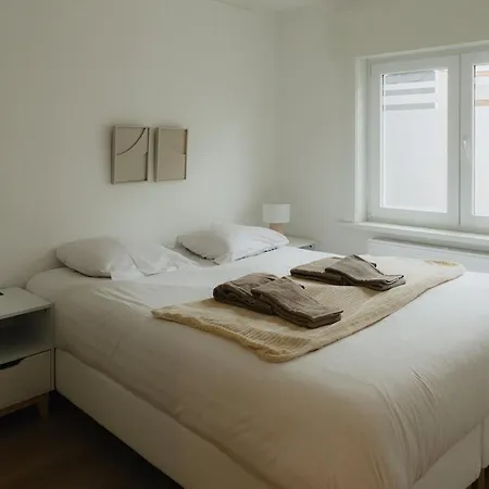 Modern And Elegant 30m To The