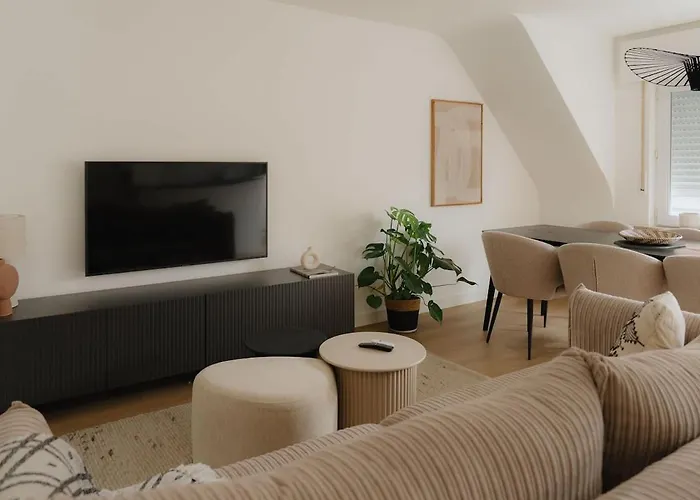 Modern And Elegant 30m To The Appartement